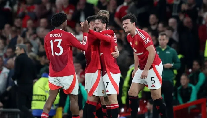 Laga final Europa League bakal mempertemukan 2 wakil Inggris, Manchester United kontra Tottenham, setelah menyingkirkan lawan-lawannya.