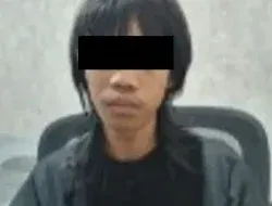 Mahasiswa Itenas Ditangkap Polisi Usai Kedapatan Rakit Bom Molotov Mahasiswa Itenas Ditangkap Polisi Usai Kedapatan Rakit Bom Molotov