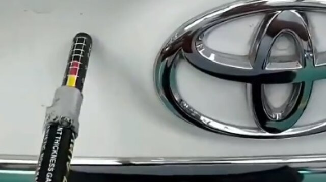 Membeli mobil bekas seringkali membuat kita khawatir, terutama soal risiko mendapatkan unit bekas tabrakan yang ditutup rapi dengan dempul